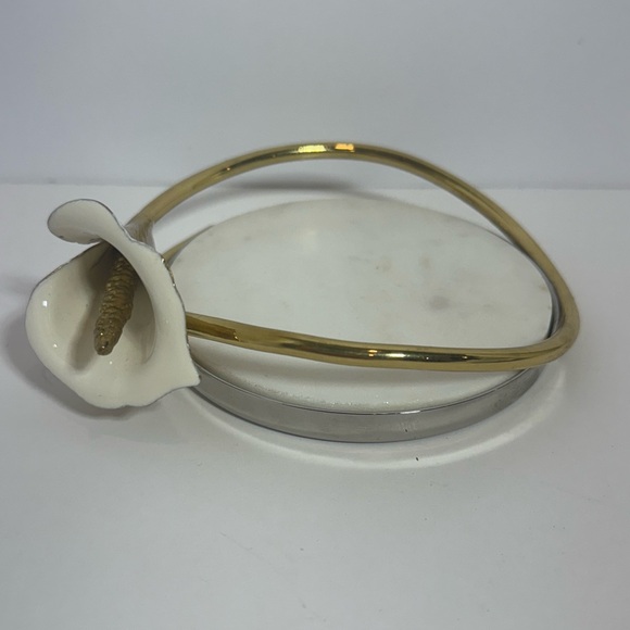 Other - MICHAEL ARAM Calla Lily Marble Coaster White Gold